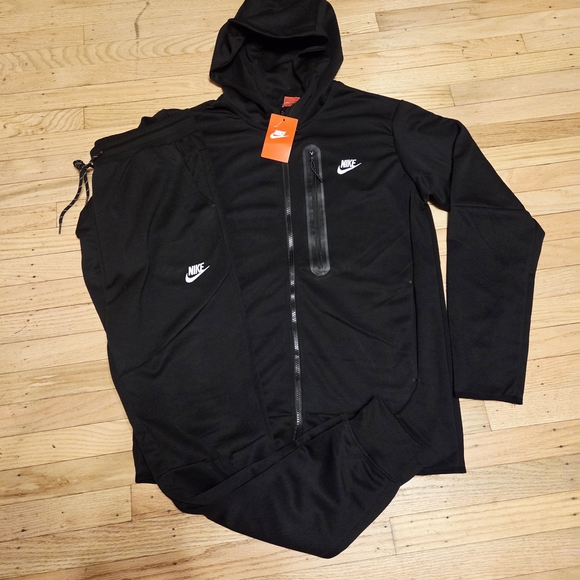 Nike Men's Black Sweatsuit Top&bottom - Picture 1 of 4